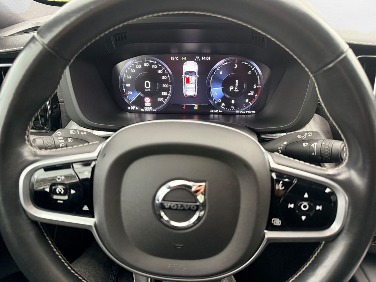 Volvo XC 60 XC60 R Design 2WD LED 1ERH ACC foto 18
