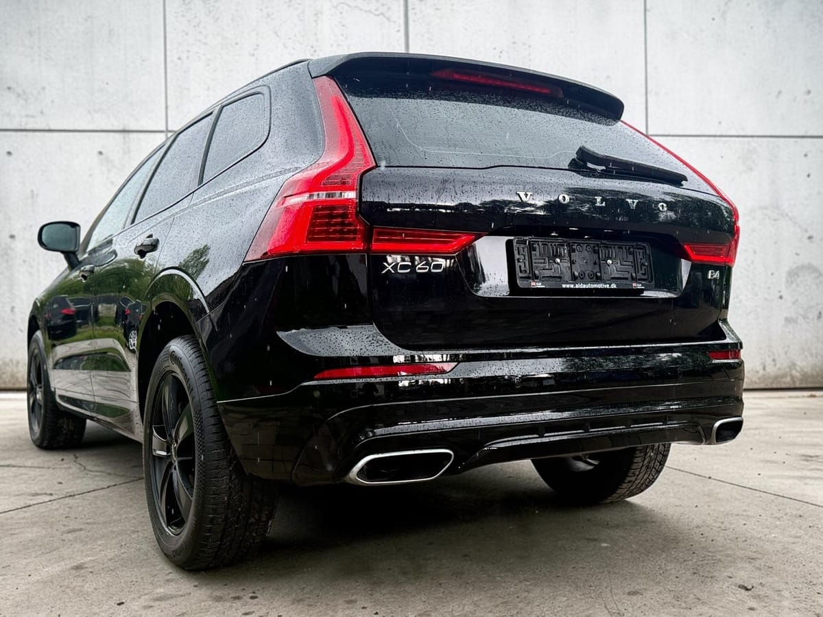 Volvo XC 60 XC60 R Design 2WD LED 1ERH ACC foto 6