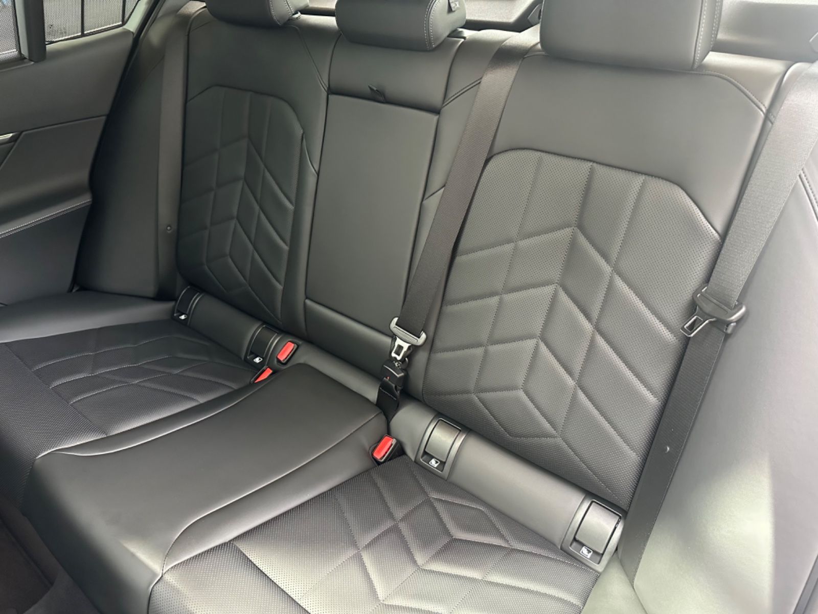 BMW 520 d xDrive Lim.  Standh., Panorama-Schiebedach foto 23