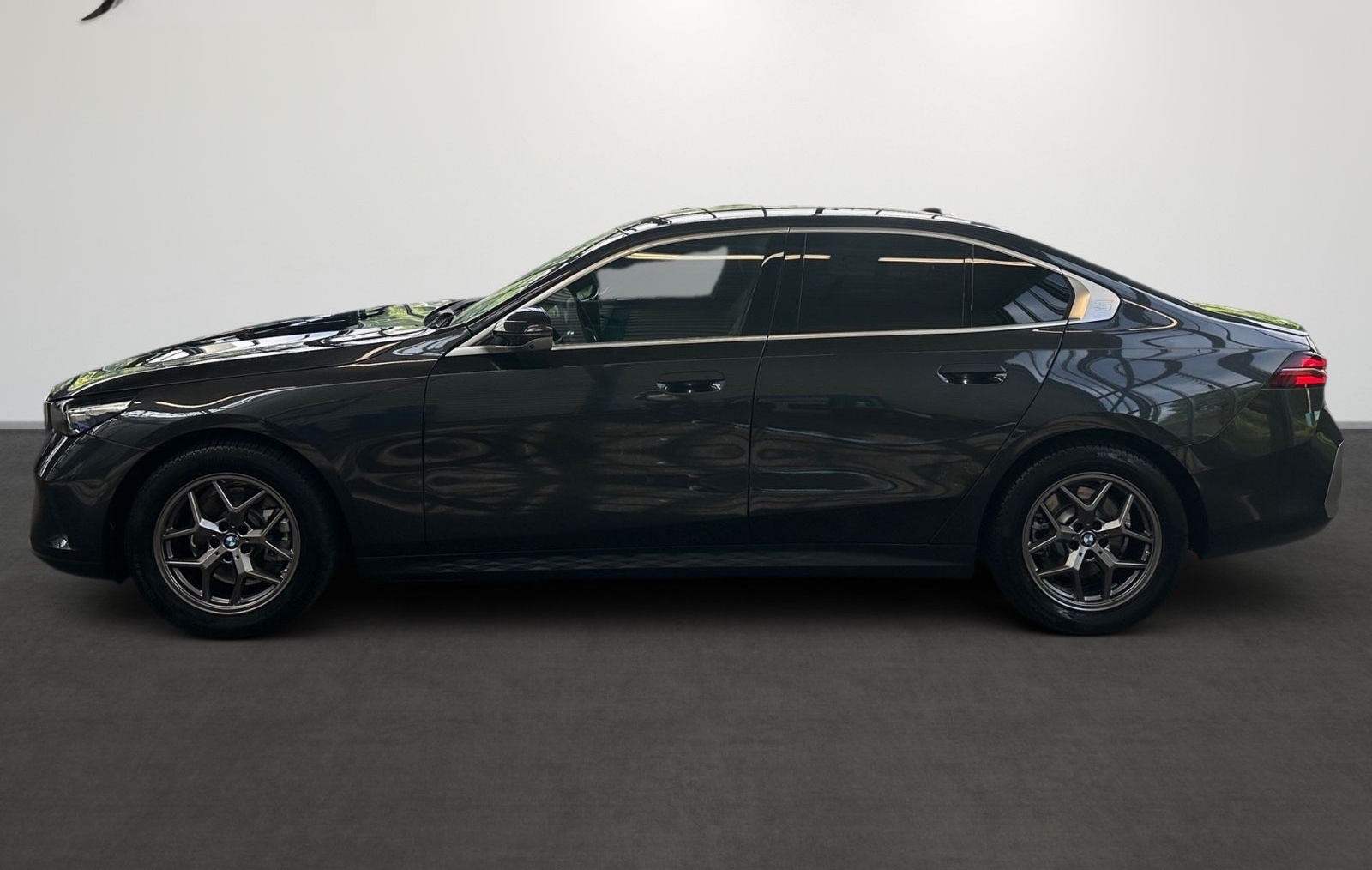 BMW 520 d xDrive Lim.  Standh., Panorama-Schiebedach foto 7