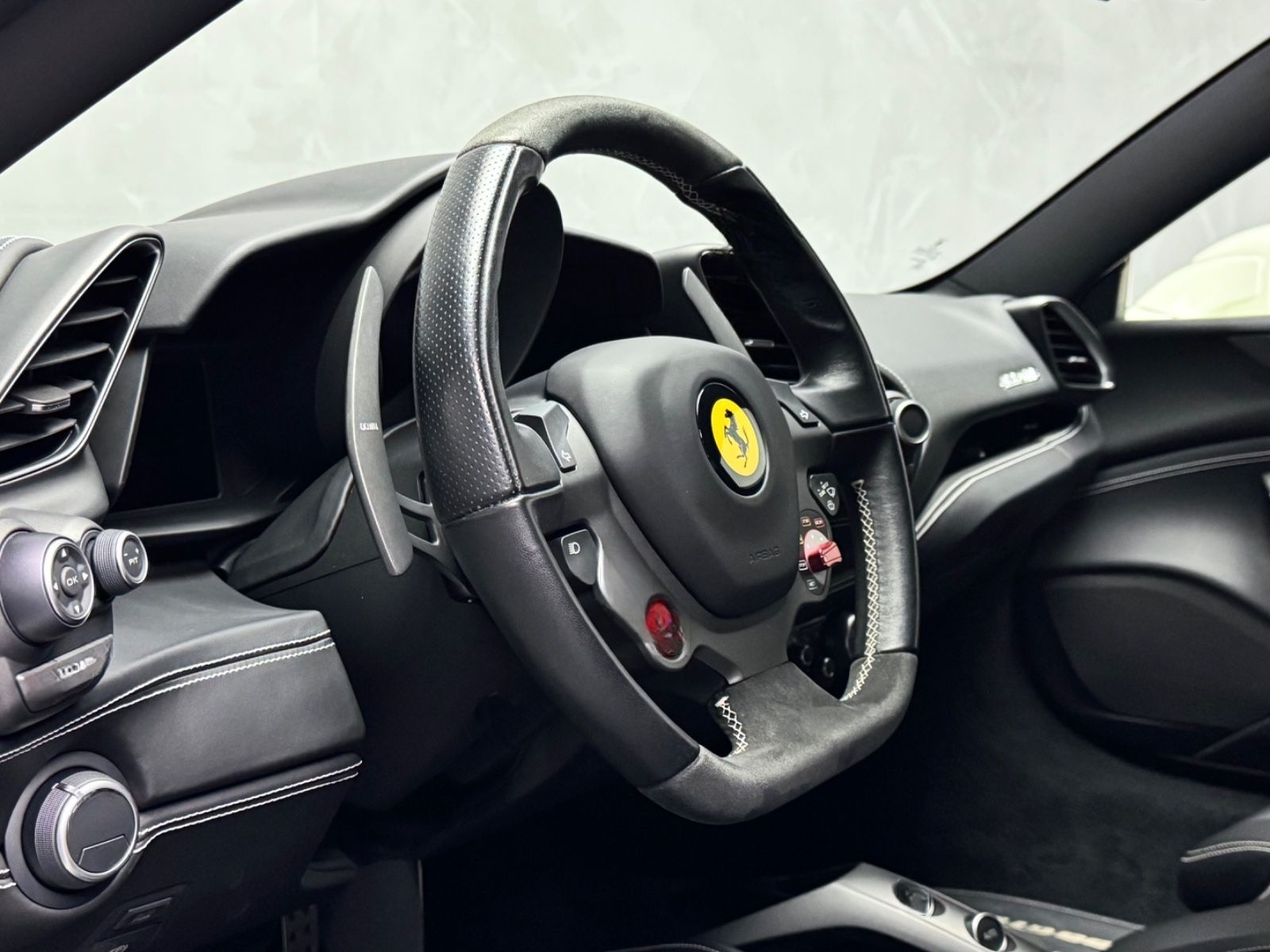Ferrari 488 GTB CARBON RACING SEATS I NEW BIG SERVICE foto 2