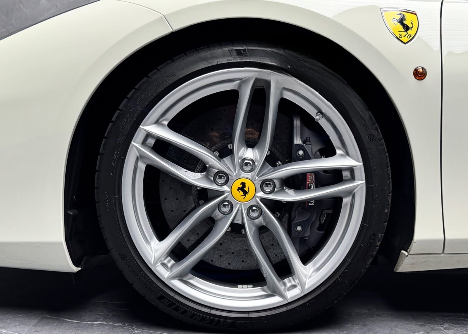 Ferrari 488 GTB CARBON RACING SEATS I NEW BIG SERVICE foto 18