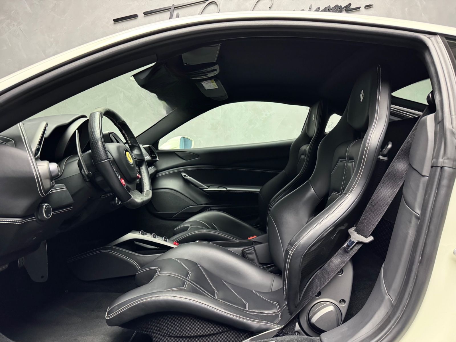 Ferrari 488 GTB CARBON RACING SEATS I NEW BIG SERVICE foto 3