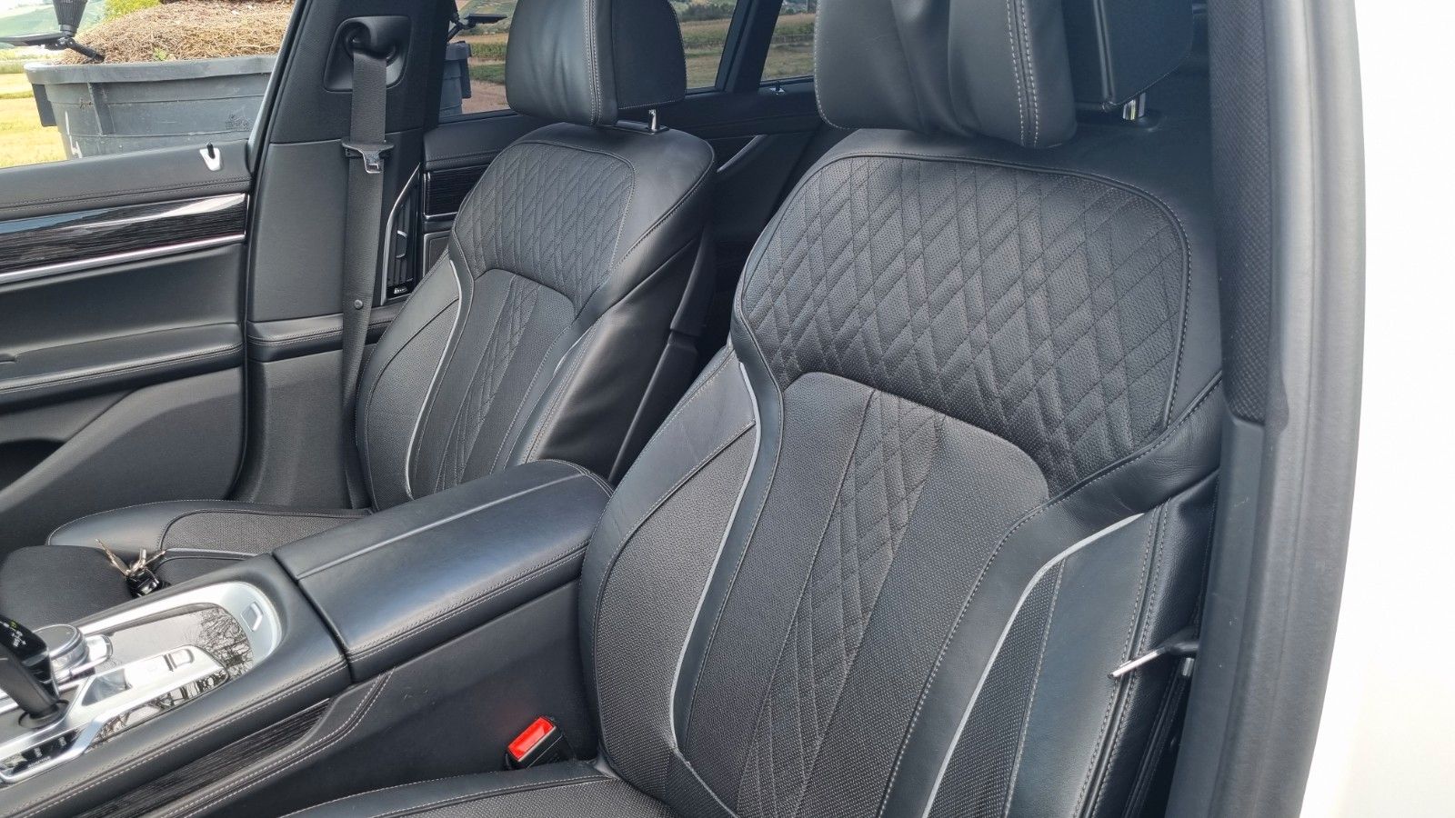 BMW 750 i M PERFORMANCE PAKET foto 17