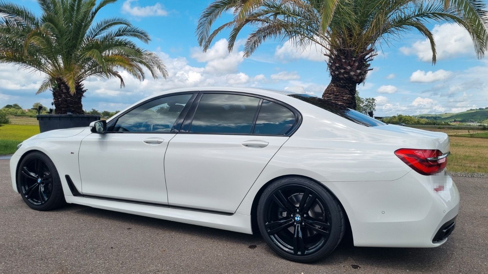 BMW 750 i M PERFORMANCE PAKET foto 19