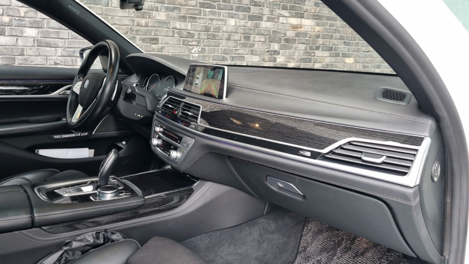 BMW 750 i M PERFORMANCE PAKET foto 5