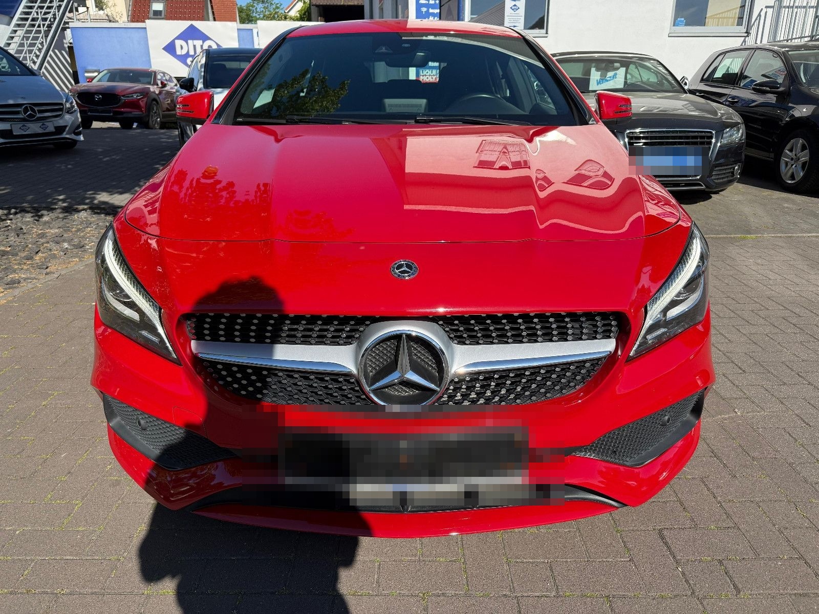 Mercedes-Benz CLA 180 Shooting Brake AMG Line NAVI/LED/TEMP. foto 2