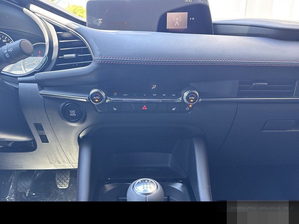 Mazda 3 2.5L e-SKYACTIV G 140ps Homura foto 13