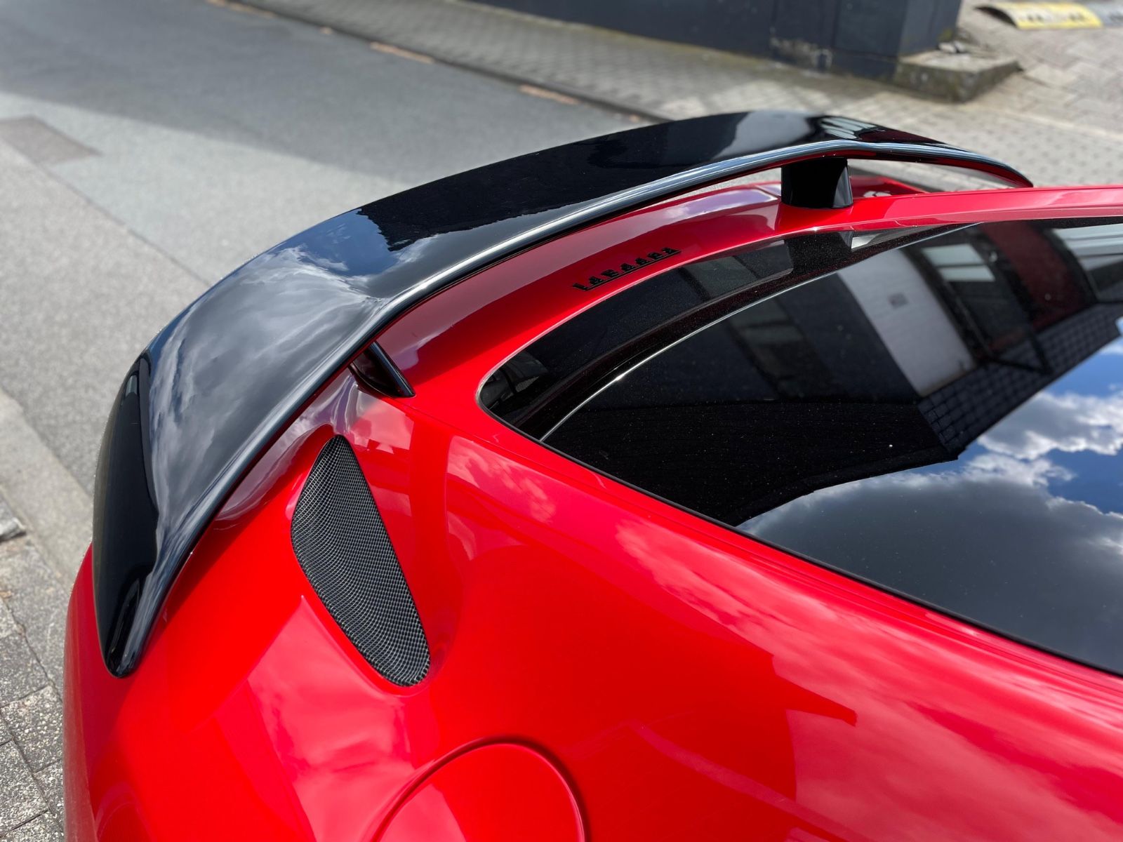 Ferrari F12 Berlinetta Novitec |Carbon|LED Lenkrad|Navi| foto 24