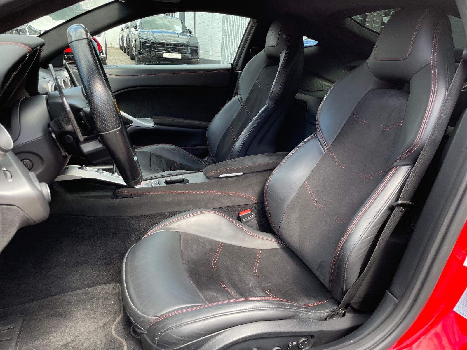 Ferrari F12 Berlinetta Novitec |Carbon|LED Lenkrad|Navi| foto 5