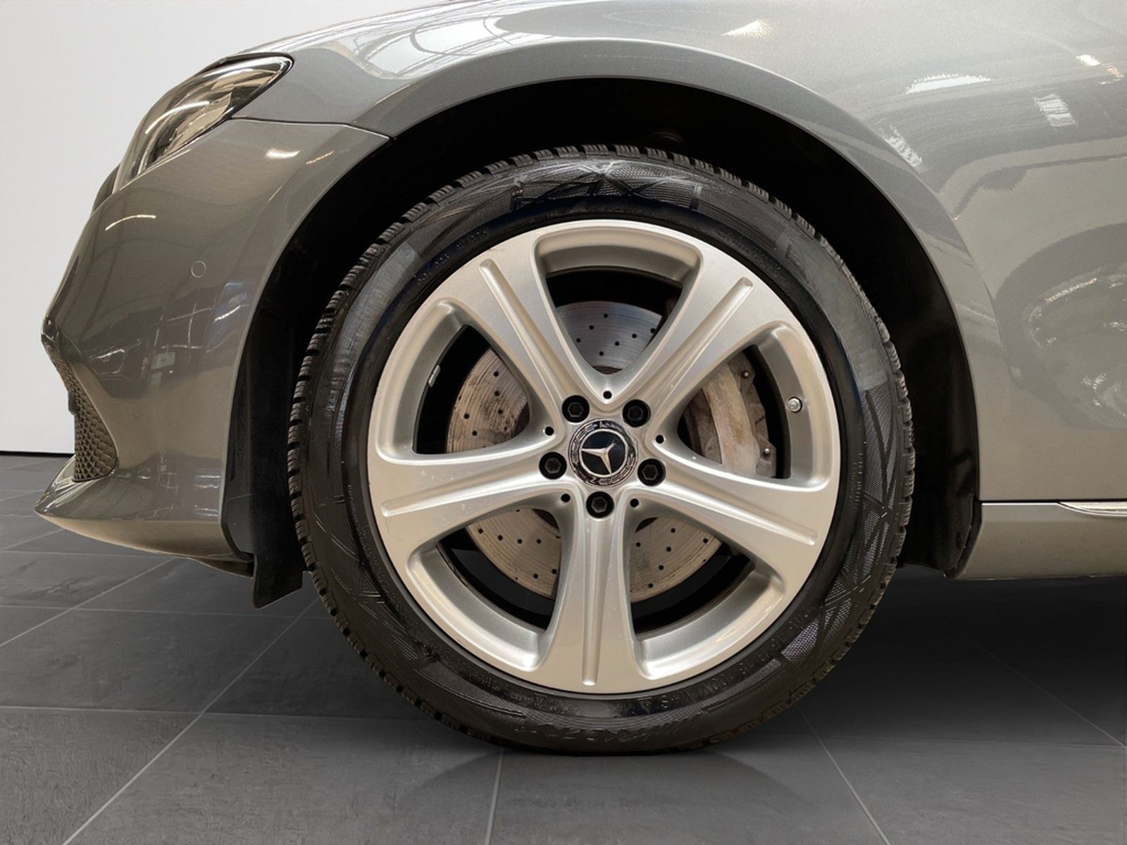 Mercedes-Benz E 400 4Matic Lim. ACC SD LED HUD STHZ NP:81.000€ foto 8