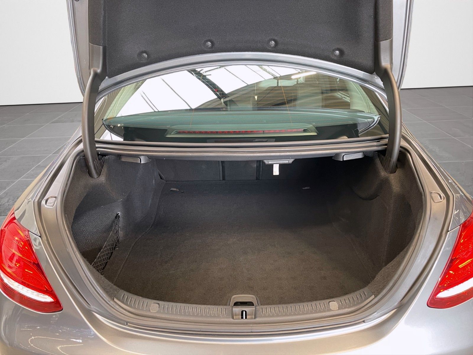Mercedes-Benz E 400 4Matic Lim. ACC SD LED HUD STHZ NP:81.000€ foto 9