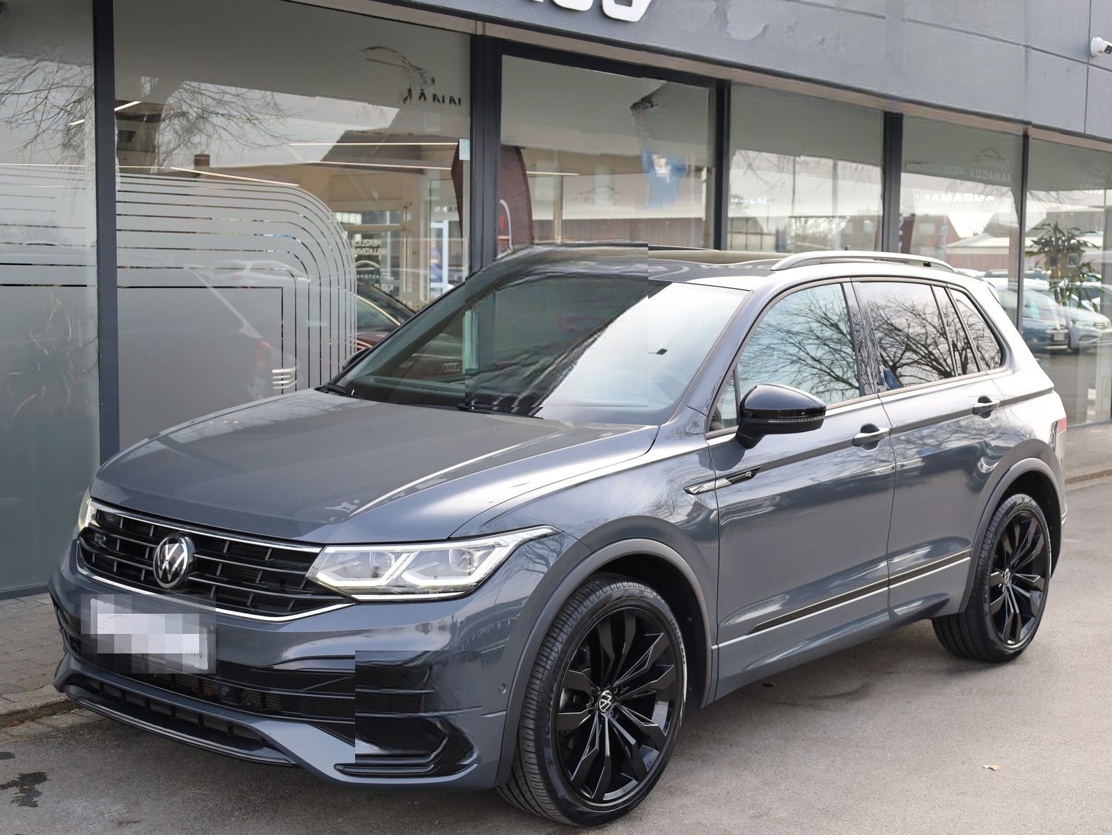 Volkswagen Tiguan R-Line*AHK*Virtual*Pano*ACC*MatrixLED*20" foto 6
