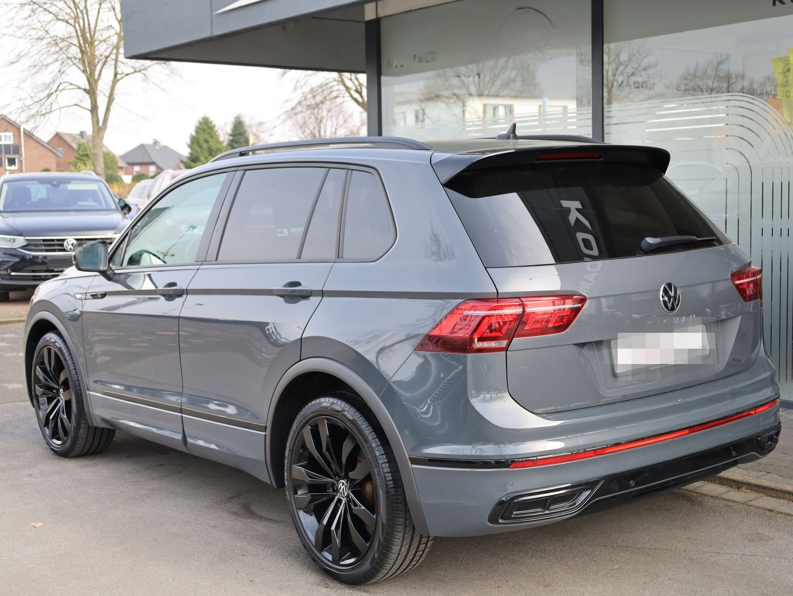 Volkswagen Tiguan R-Line*AHK*Virtual*Pano*ACC*MatrixLED*20" foto 8