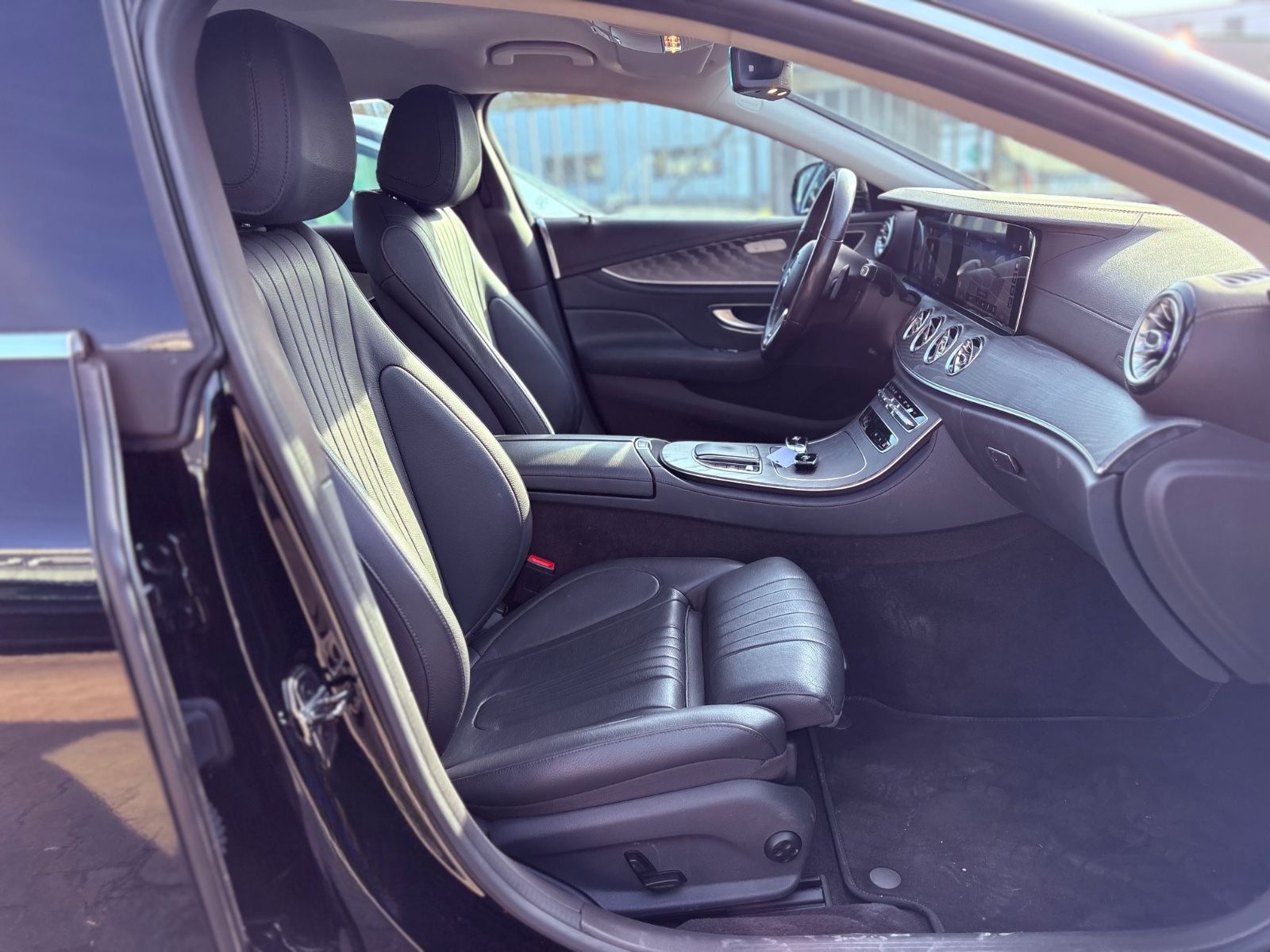 Mercedes-Benz CLS 220d Coupe|1.Hand|Multibeam-LED|Leder|R-Cam| foto 5