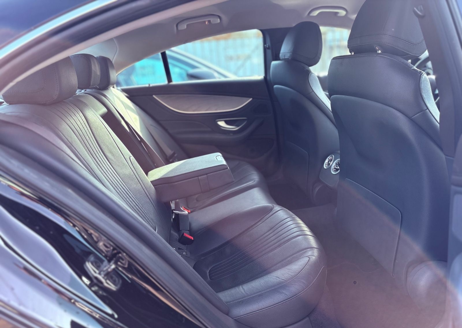 Mercedes-Benz CLS 220d Coupe|1.Hand|Multibeam-LED|Leder|R-Cam| foto 8