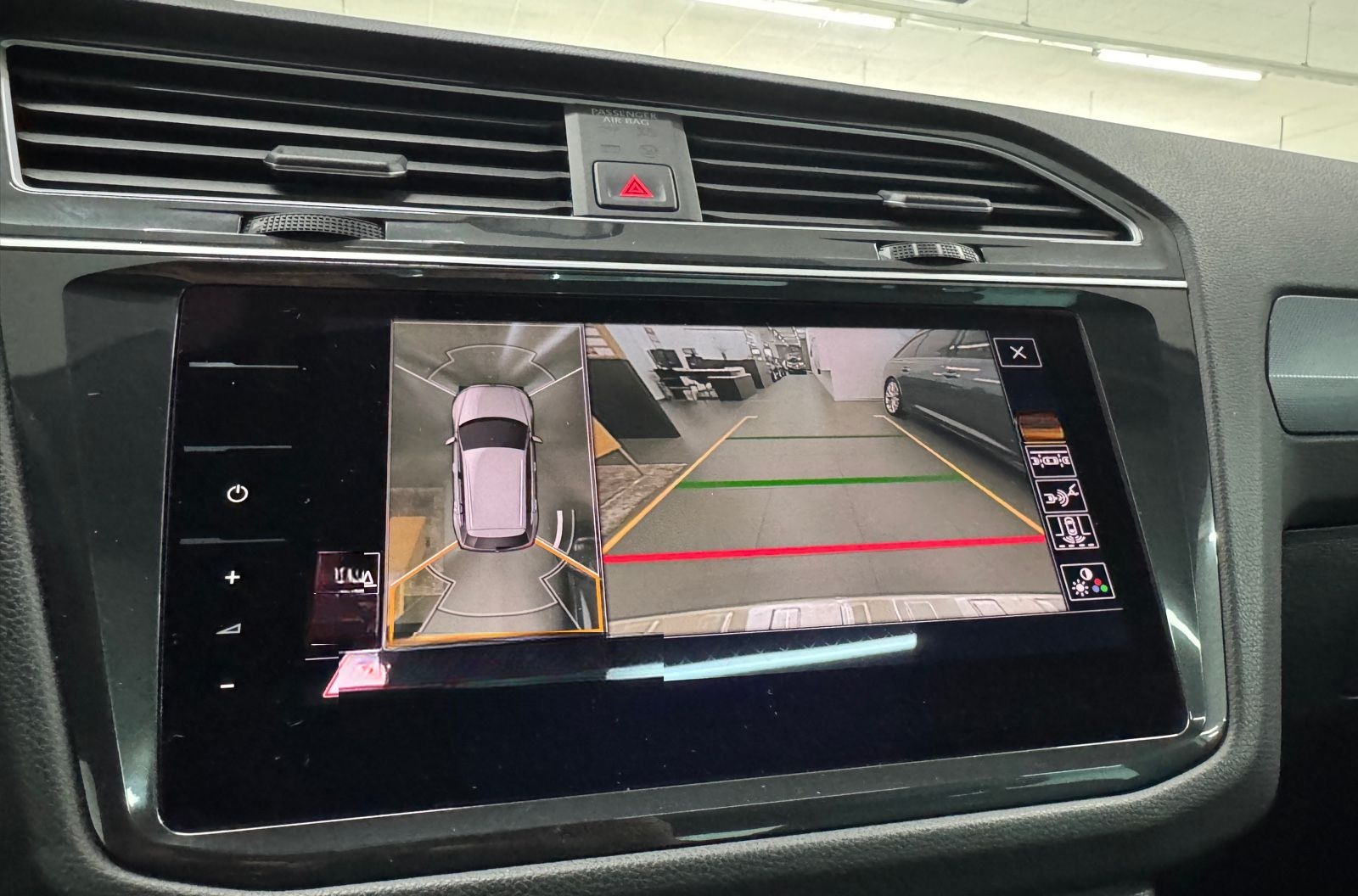 Volkswagen Tiguan 2.0 TDI R-LINE 4x4 PANO/AHK/LED/DYNAUDIO! foto 13