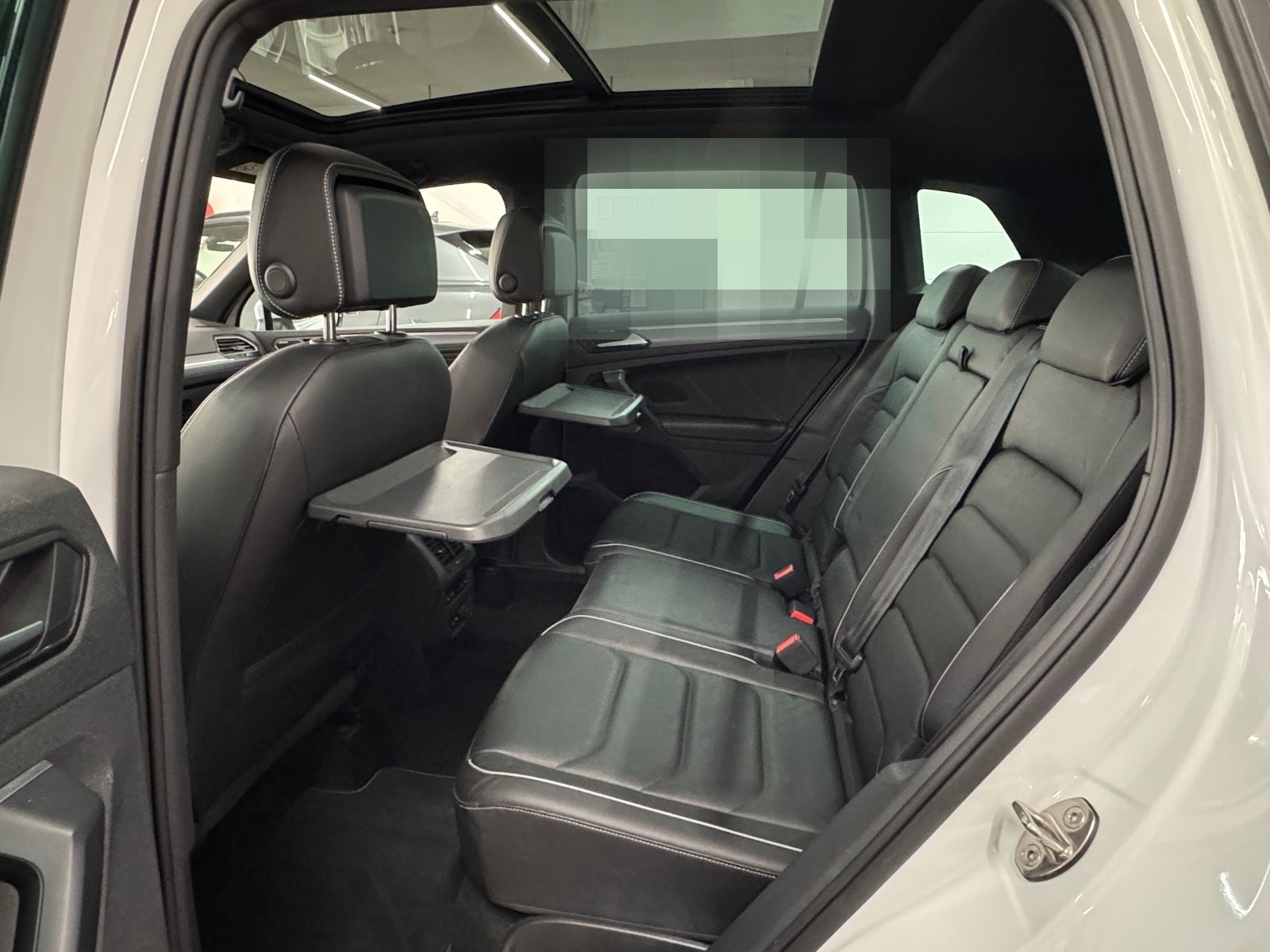 Volkswagen Tiguan 2.0 TDI R-LINE 4x4 PANO/AHK/LED/DYNAUDIO! foto 20