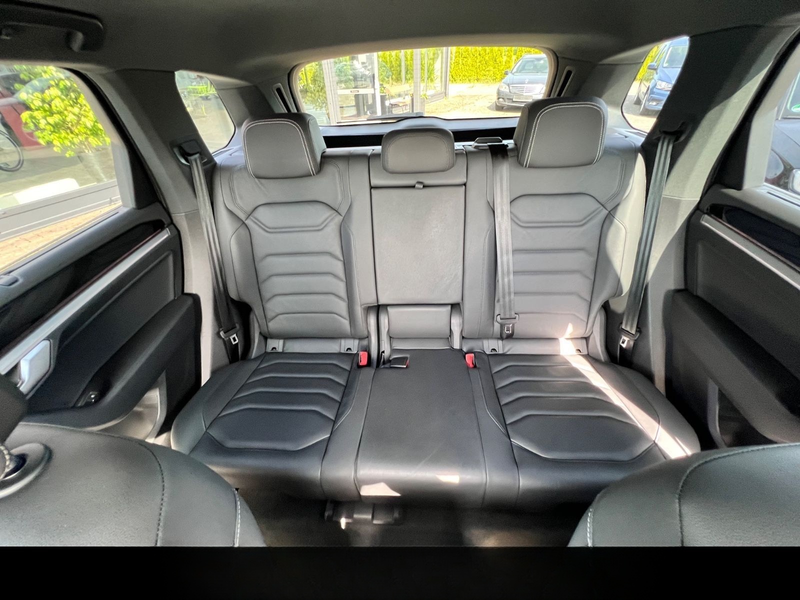 Volkswagen Touareg 3.0 TDI 4Motion R-Line AHK Leder Standh foto 15