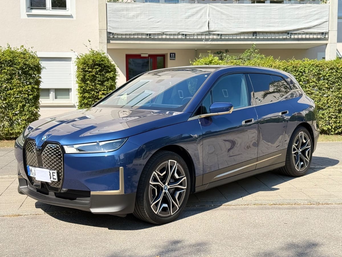 BMW iX 40 2022