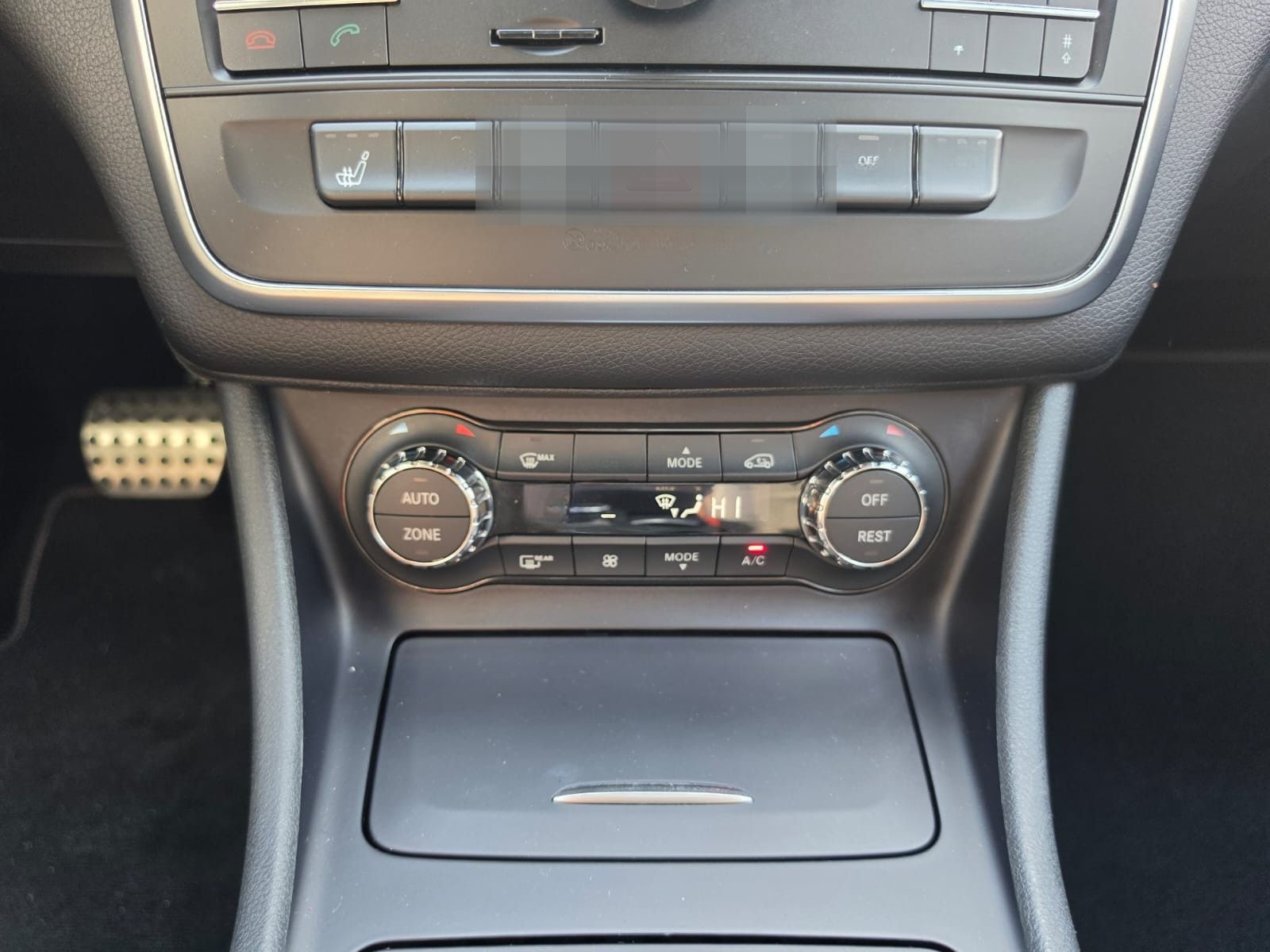 Mercedes-Benz CLA 200 Shooting Brake ORANGE ART EDITION/AMG foto 15