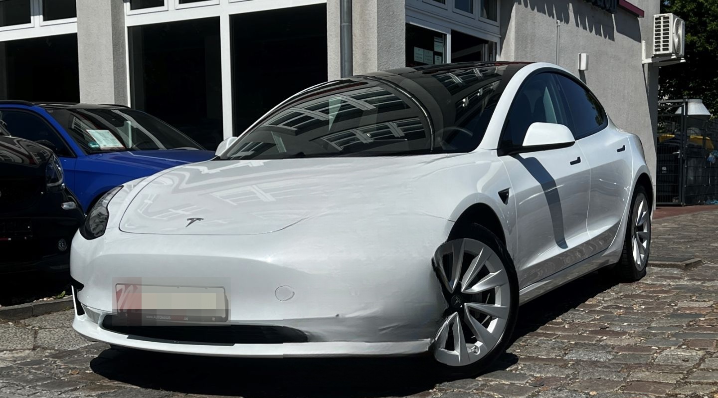 Tesla Model 3 MJ2023 Standard Range + Enhanced Autopil foto 2
