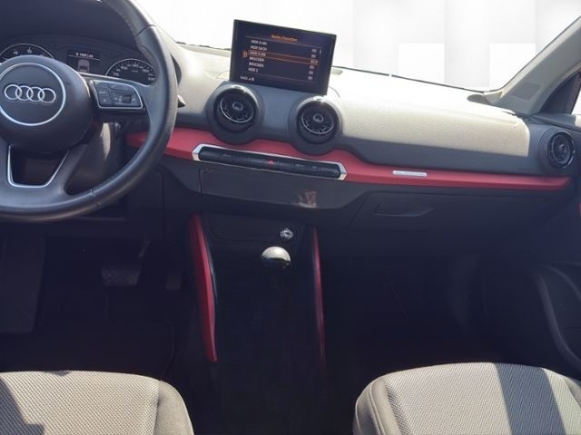 Audi Q2 Sport 2.0l TFSI quattro S-LINE+NAV+GRA+PDC foto 13