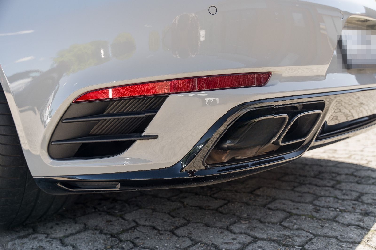 Porsche 911 Turbo S 991.2/PDK/Keramik/ACC/Pano/Burmester foto 16