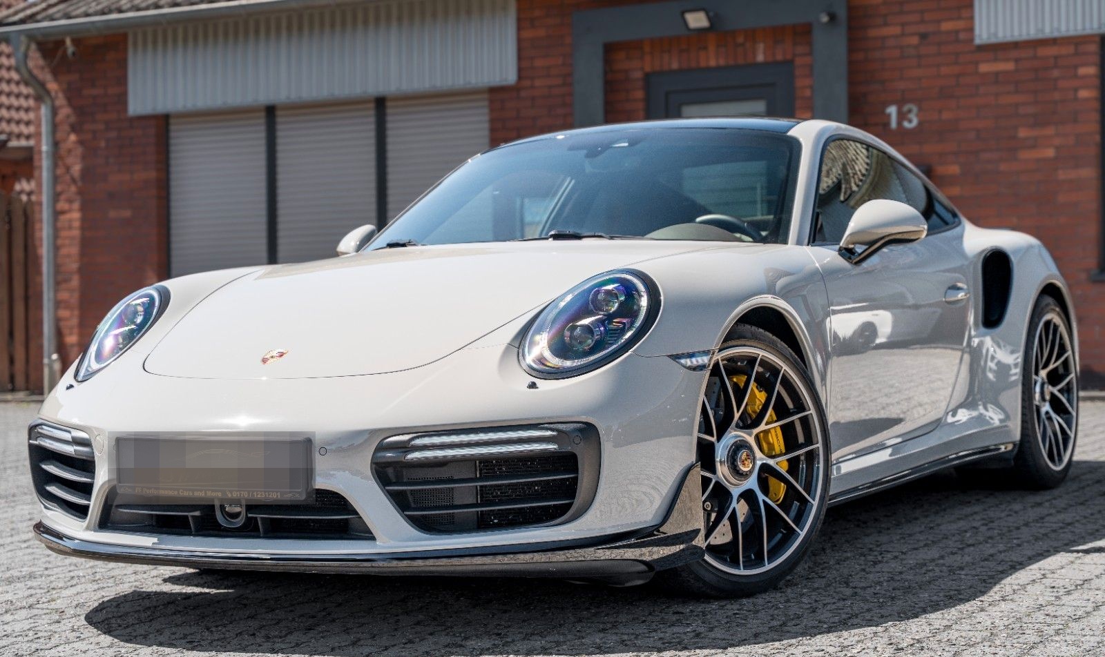Porsche 911 Turbo S 991.2/PDK/Keramik/ACC/Pano/Burmester foto 3
