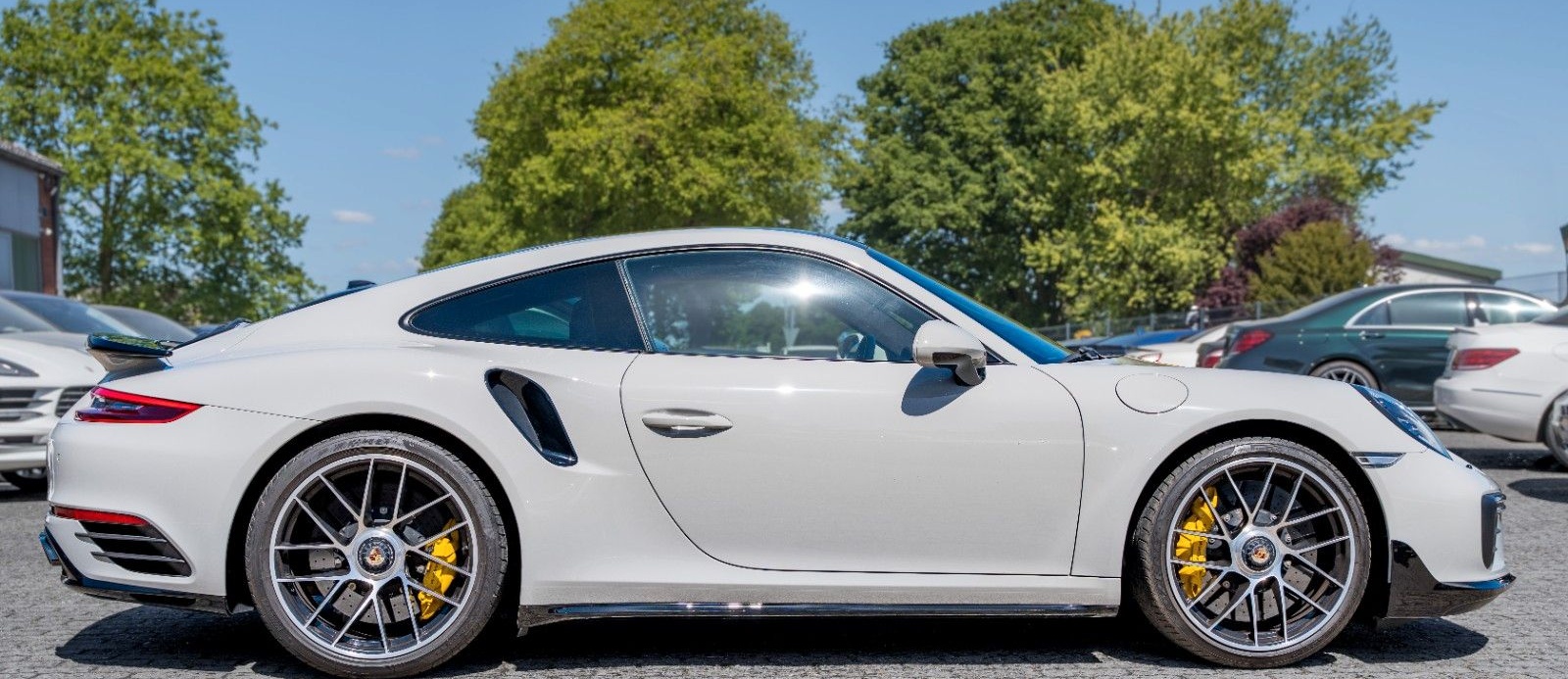 Porsche 911 Turbo S 991.2/PDK/Keramik/ACC/Pano/Burmester foto 5