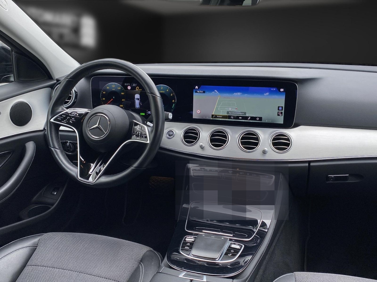 Mercedes-Benz E 300 de ALLRAD AMG Night*Distro*HUD*Memory*LED foto 13