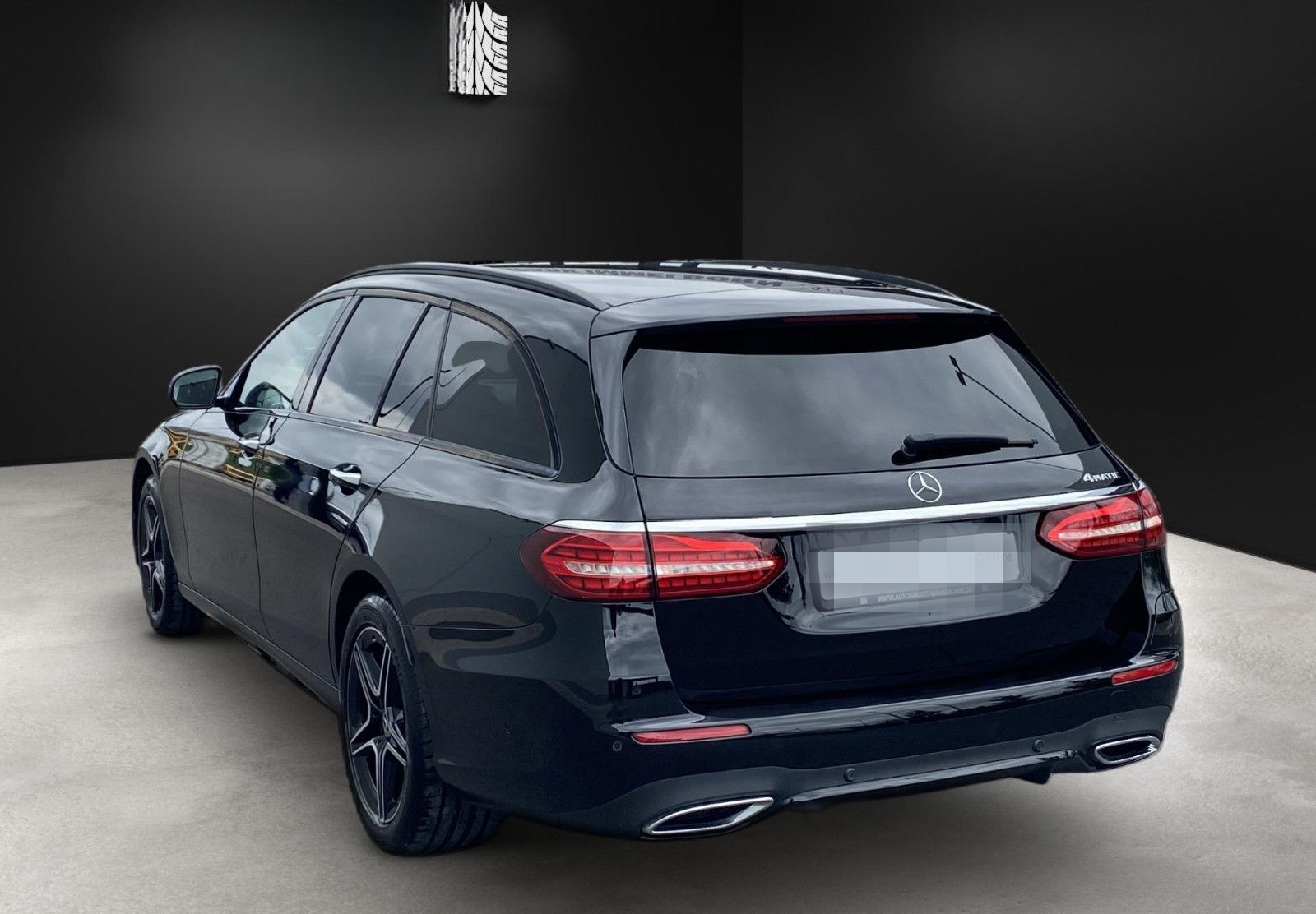 Mercedes-Benz E 300 de ALLRAD AMG Night*Distro*HUD*Memory*LED foto 6