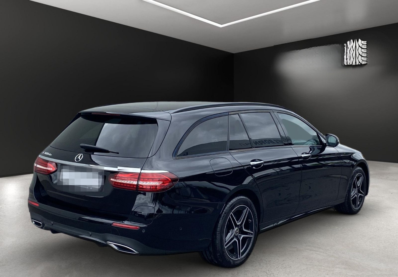 Mercedes-Benz E 300 de ALLRAD AMG Night*Distro*HUD*Memory*LED foto 8
