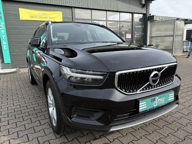 Volvo XC40 2WD Momentum Pro Navi R.Cam SHZ LED foto 3