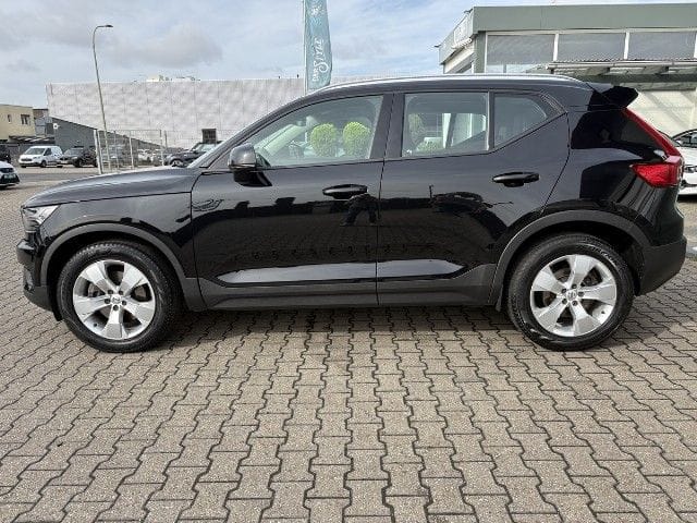 Volvo XC40 2WD Momentum Pro Navi R.Cam SHZ LED foto 8