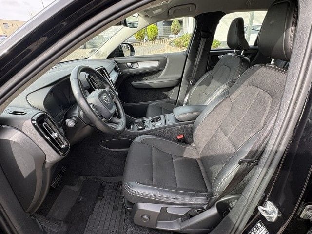 Volvo XC40 2WD Momentum Pro Navi R.Cam SHZ LED foto 10
