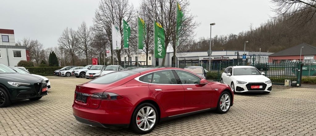 Tesla Model S P85D Performance Autopilot Pano Luft foto 2