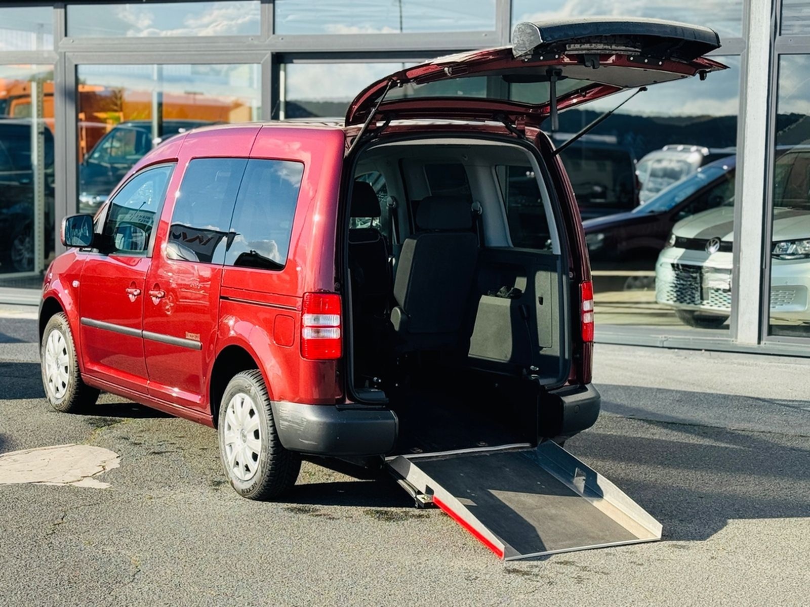 Volkswagen Caddy-Behindertengerecht-Rampe-Rollstuhl foto 7