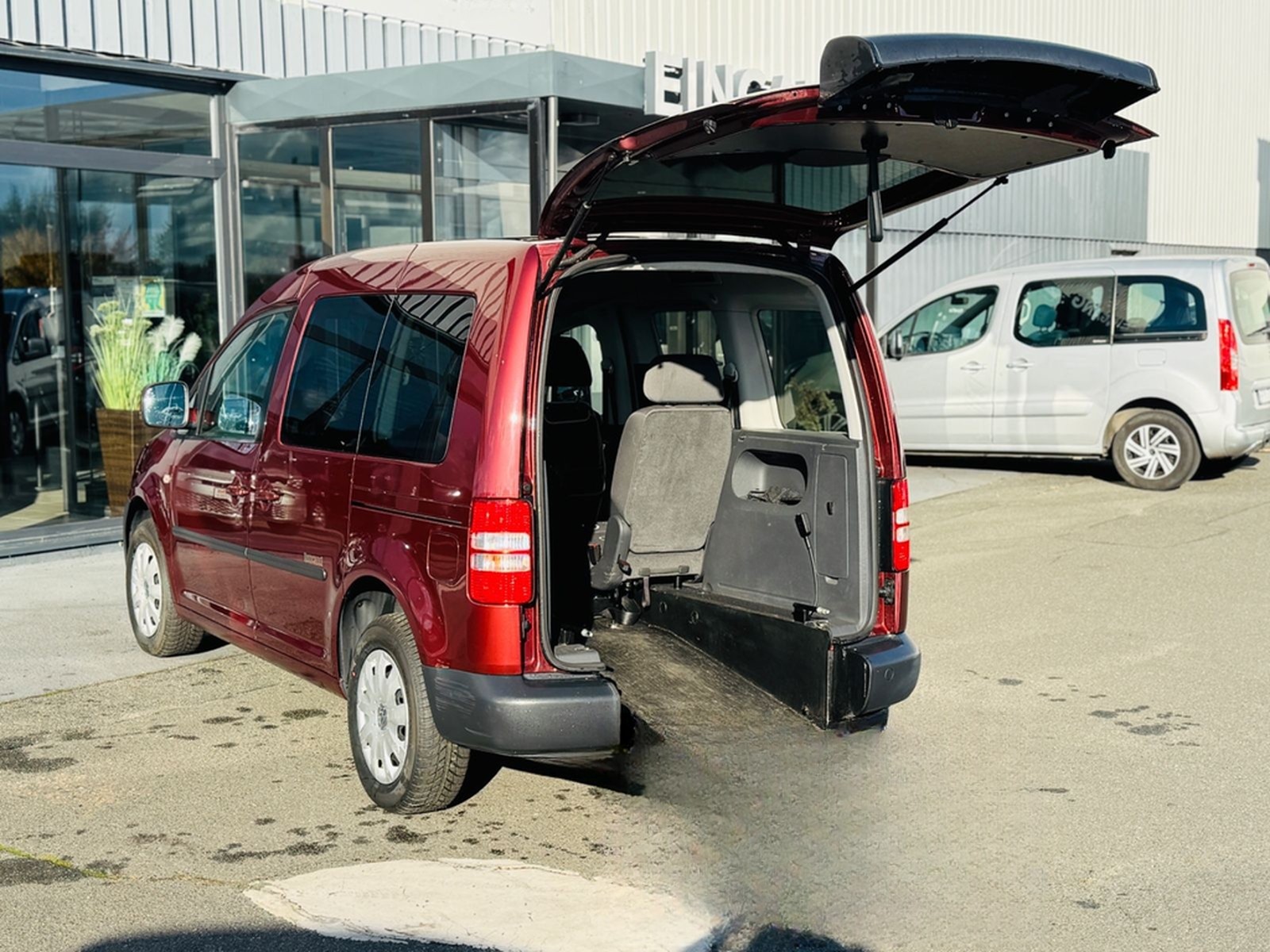 Volkswagen Caddy-Behindertengerecht-Rampe-Rollstuhl foto 9