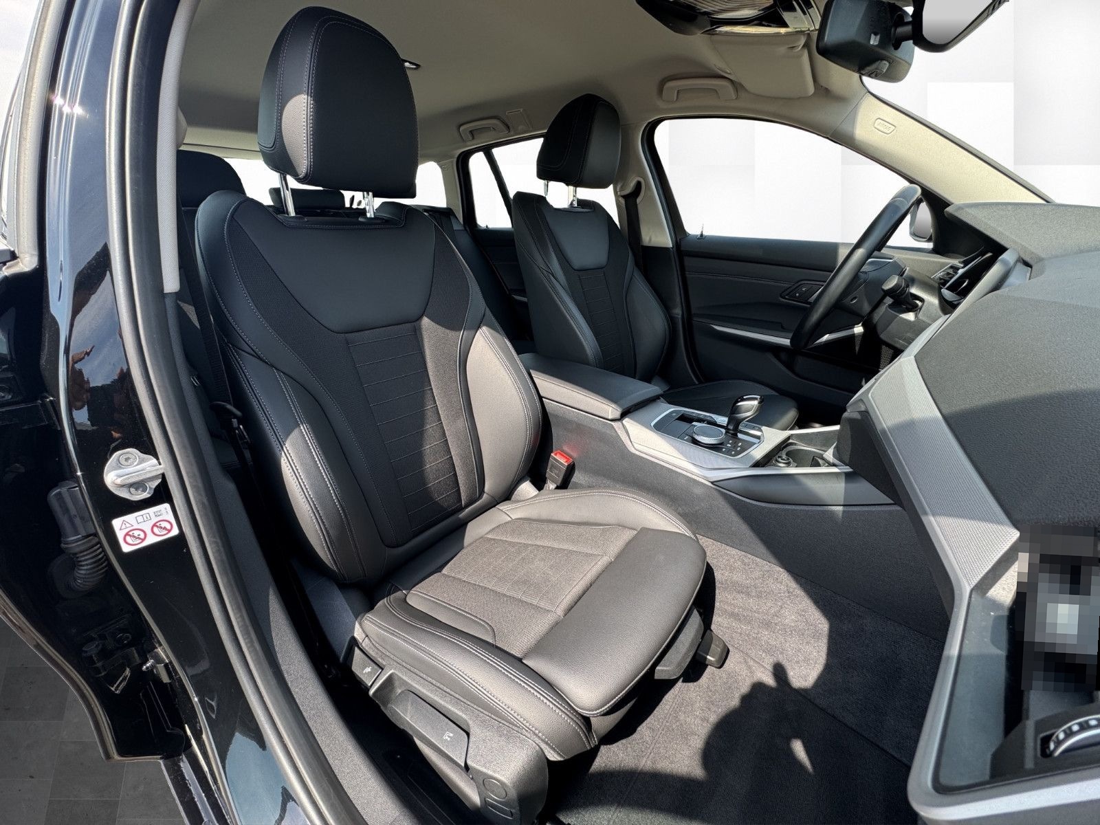 BMW 318 d Touring Automatik*LCProff*LED*Sport*APP* foto 17
