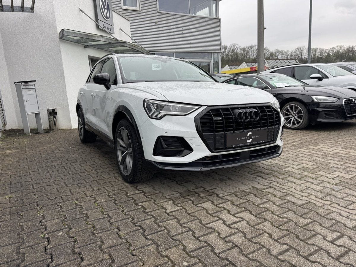 Audi Q3 40 2.0 TFSI quattro advanced S-tronic LED Led foto 3