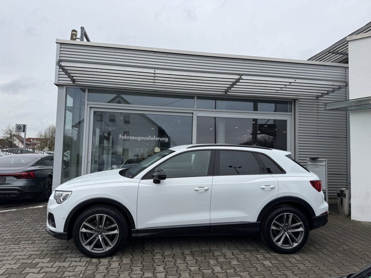 Audi Q3 40 2.0 TFSI quattro advanced S-tronic LED Led foto 4
