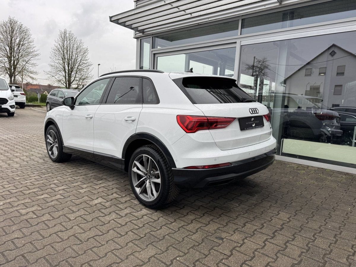 Audi Q3 40 2.0 TFSI quattro advanced S-tronic LED Led foto 5