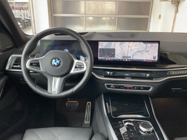 BMW X5 40i M-Sport 20'' AHK ICONIC Pano H/K HUD Memo foto 8