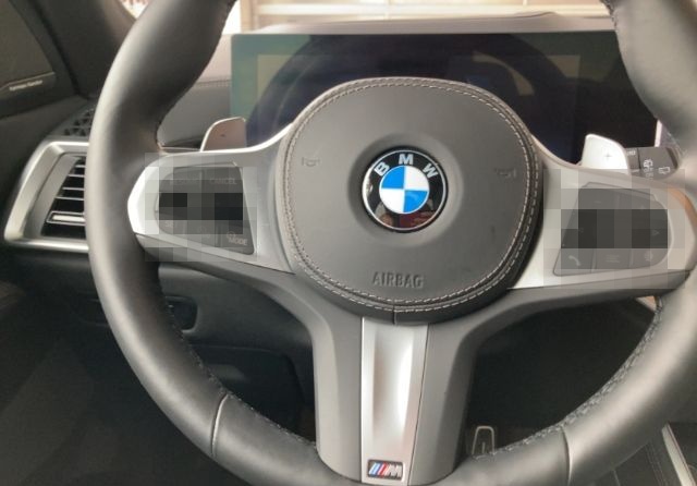 BMW X5 40i M-Sport 20'' AHK ICONIC Pano H/K HUD Memo foto 9