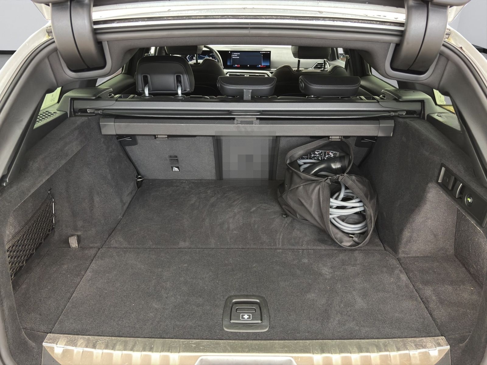 BMW 320e Touring [Sport Line, AHK, ACC, RFK, 18" LMR foto 11