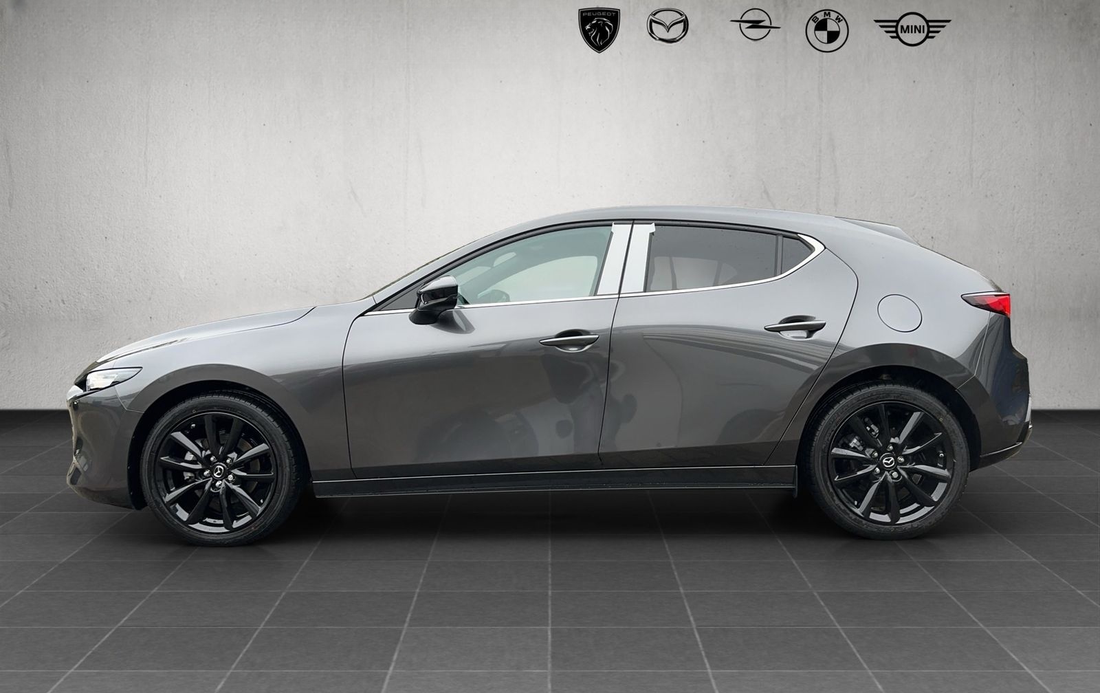 Mazda 3 G 140 PS 6AT FWD HOMURA foto 4