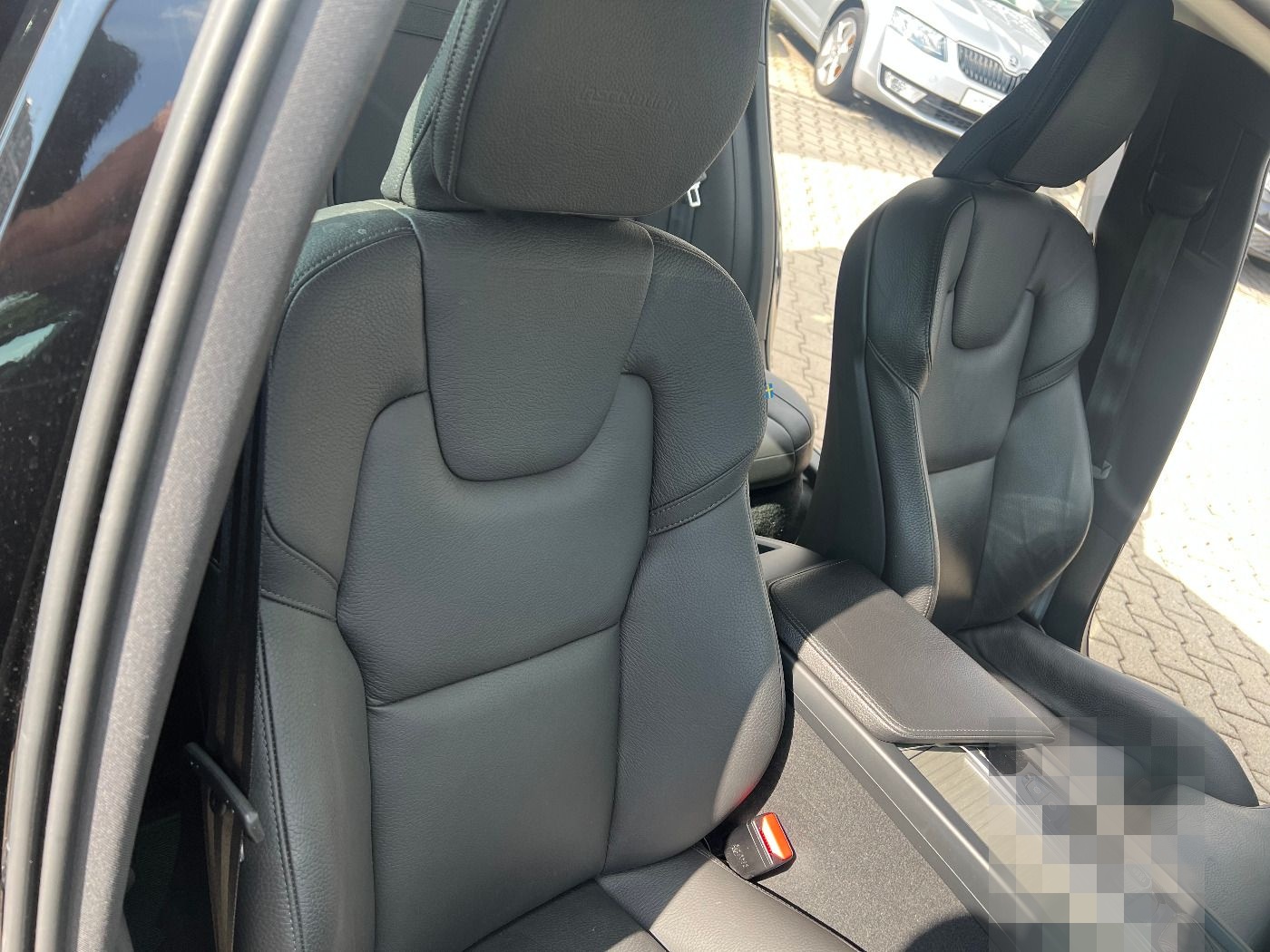 Volvo V60 Kombi D4 Inscription *LED Navi Leder AHK SHZ foto 23