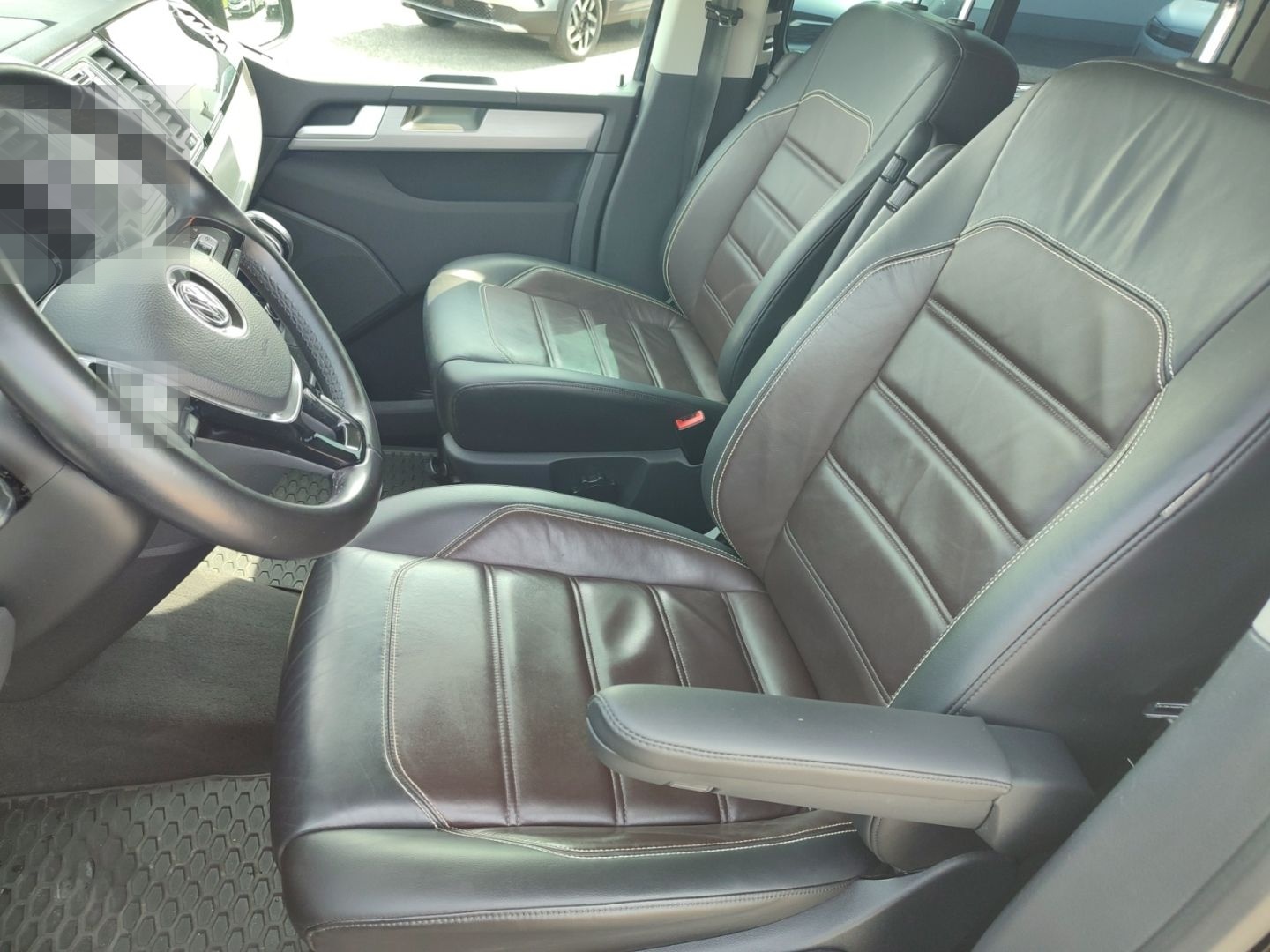 Volkswagen T6.1 Multivan Comfortl AWD 4Motion 7-Sitz AHK Na foto 8