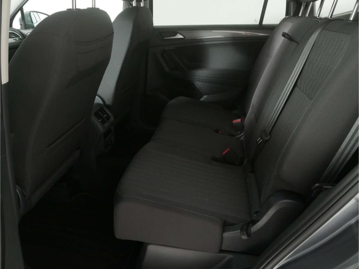 Volkswagen Tiguan Allspace 1.5 TSI Life DSG NAV LED AHK foto 13